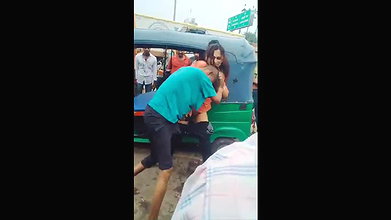 Nude girl nd guy fight in public