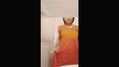 desi girl striping nude in cam