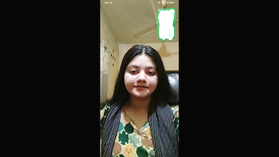 Bangladeshi smiling chubby girl nude boobs paid live show