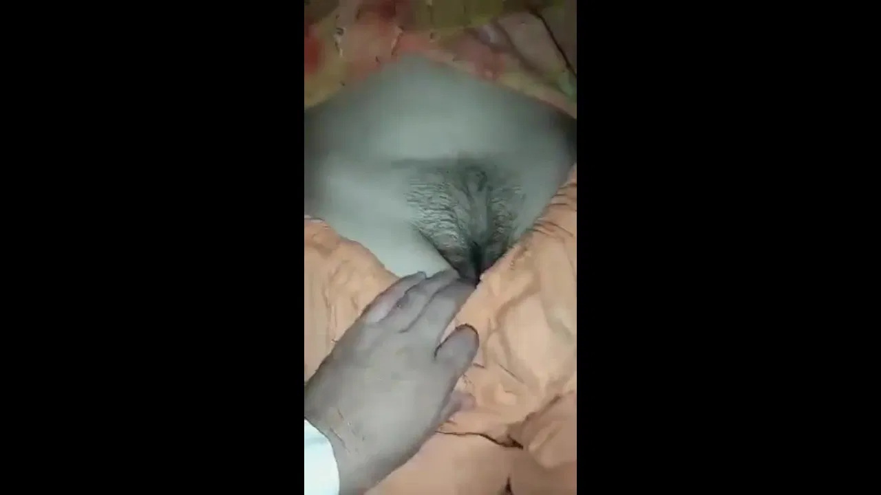 Pk bhabi hairy pussy