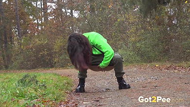 Ali Bordeaux relieves her piss desperation