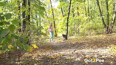 Amanda Hill relieves piss desperation