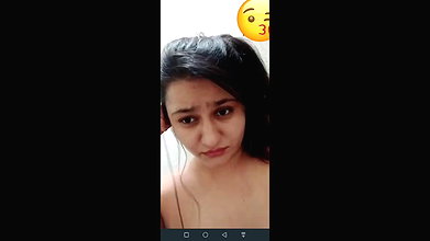 Desi hot Girl Showing