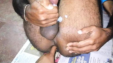 Aunty hit my ass until my cum