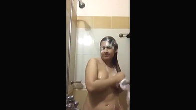 Desi girl taking shawer