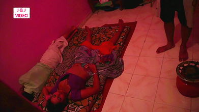 Padhu desi bhabhi huwi garam by dewar