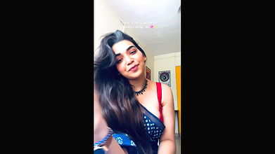 TEMPTING DESI BABE WIFE MATERIAL SEXY IN SAREE HQ VIDEO