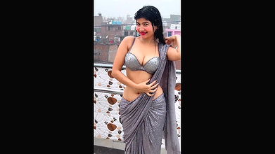 MILKY NEHA SINGH INSTA BABE TOO MESMERIZING TEMPTRESS SEDUCTIVE IN SAREE UUFFF