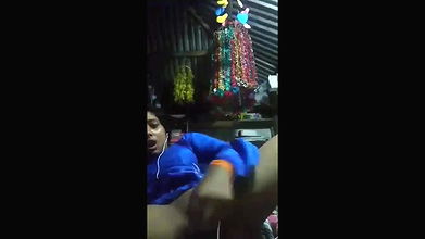 Dukan pe video call pe masterbation