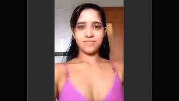 Desi sexy bhabi bathroom show