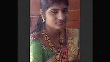 Married Tamil Girl Showing