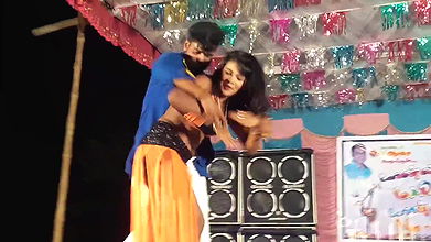 Ra koli rendu mulichuruku Tamil village stage dance