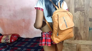 The girl who came from outside the village was fucked by the servant Hindi voice