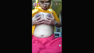 Village Bhabhi nude show private video