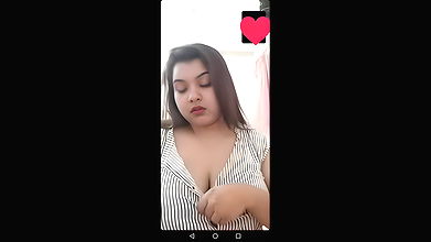 chubby tanker maal huge boobs showing on video call
