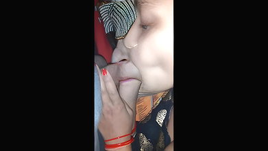 Desi wife fucking MMS video with her husband
