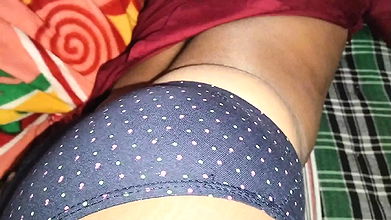 Nirmal bhabhi ne dever se gand marwai