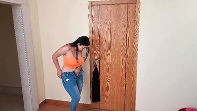 Wife fucks chef in cooking class and cums multiple times