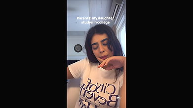 Sexy Desi Girl Showing Nude In UK