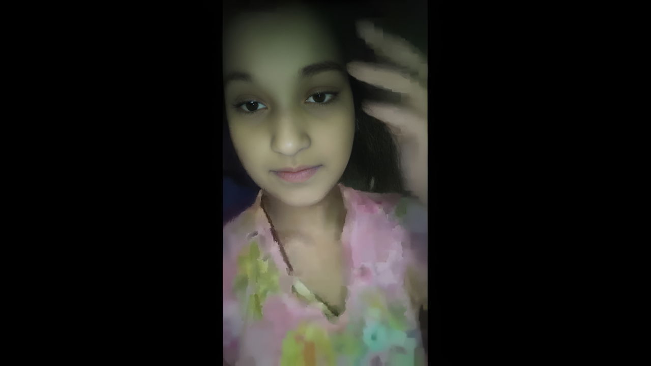 Beautiful Village Girl Showing Cute Boobs and Choot