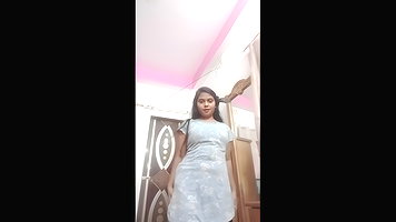 Desi Bhabhi Enjoying With her Body 1