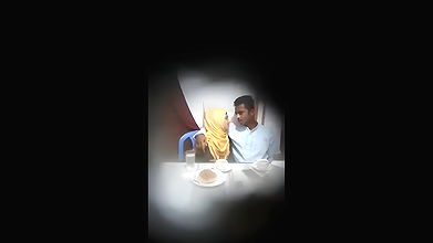 muslim lovers kissing video