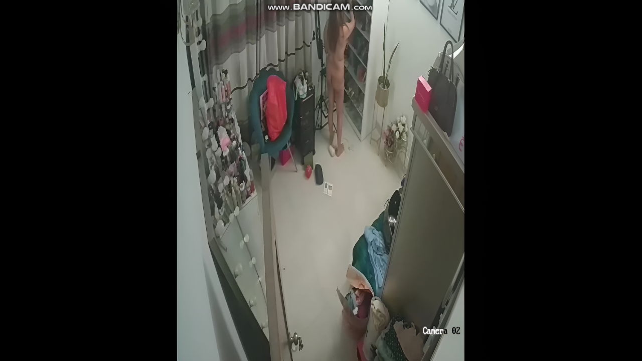 Bengali Famous Celebrity Babe Nude Captured In A Hotel CCTV 1