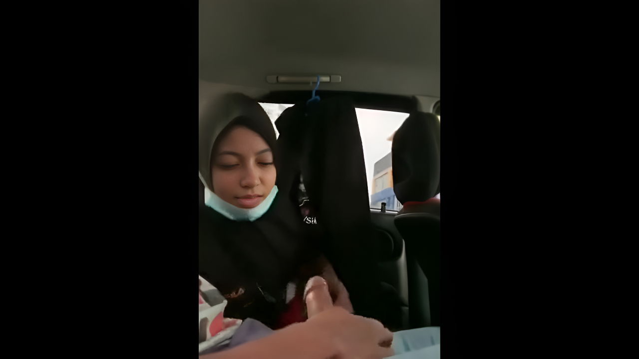 dick riding after bj inside car