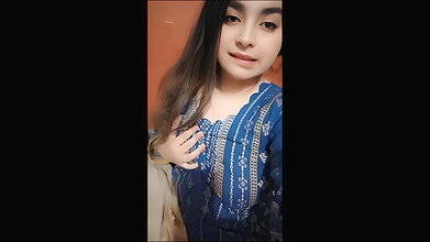 cute girl nude