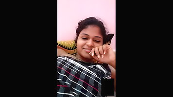 boob show by gf on video call