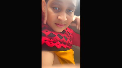 Pakistani Bhabhi exposed in car