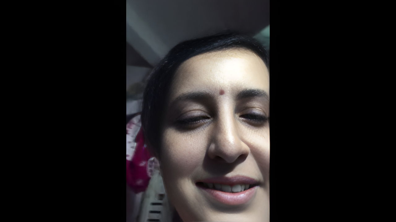 shy bahbhi showing nudes