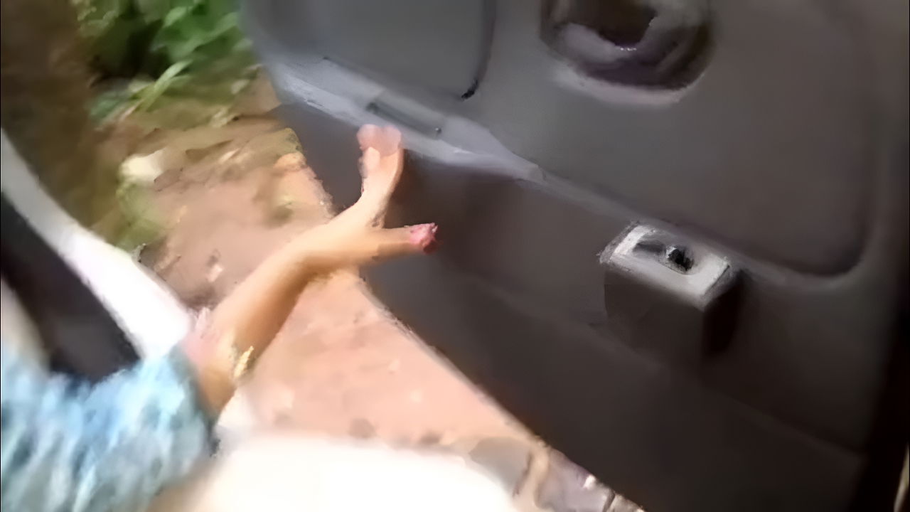 Risky outdoor car sex part 2