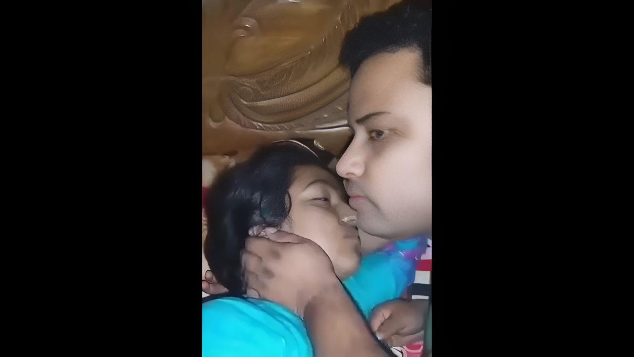 boob sucking by senior guy