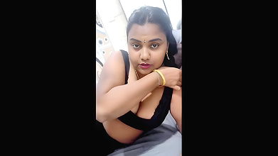 Famous Tamil Wife Kruthika Sucking Dick Stand Fucking 2