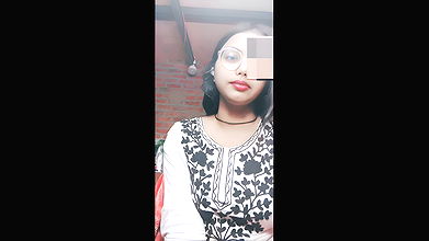 Ishika Glasses Horny Girl Showing Boobs