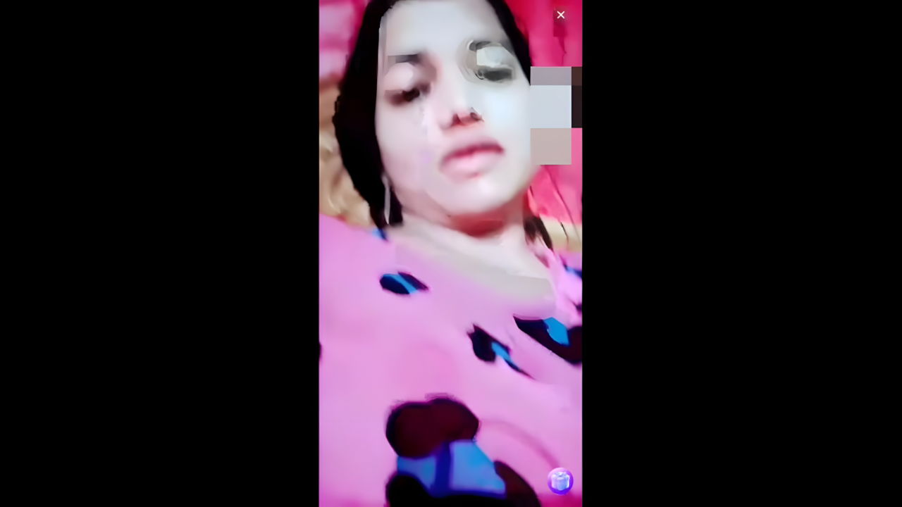 desi bhabhi ruhi to private video call in olamet showing her boobs pussy full nude