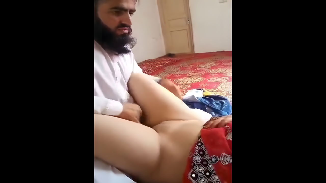 maulana ne bhabhi ko choda