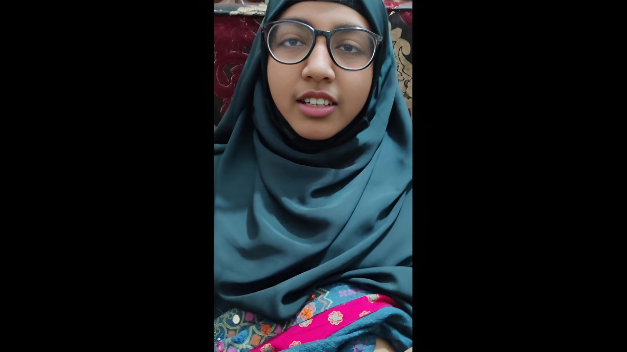 pussy fingering boyfriend to hijabi girlfriend