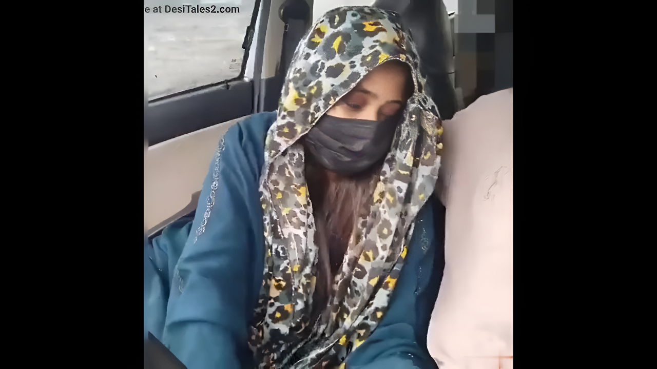 Faisalabad College Girl Skips Class And Gives Blowjob