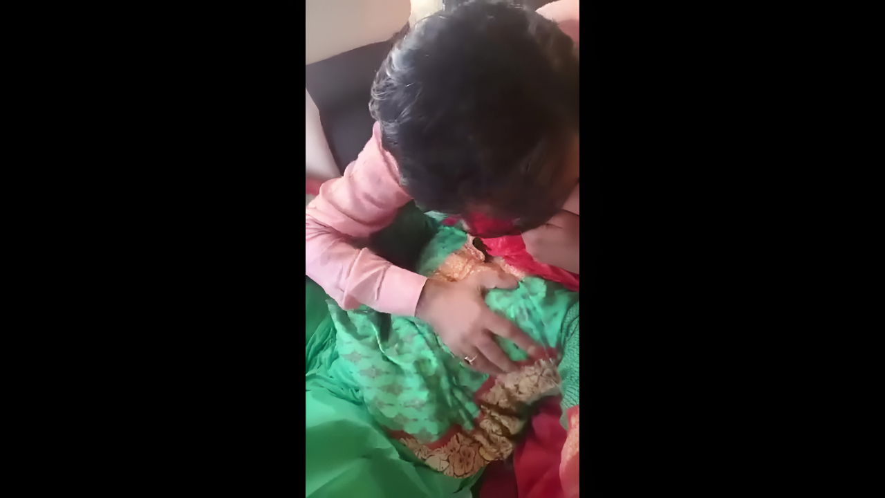 car mein chuche chusi