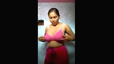 nude bath of chubby desi girl
