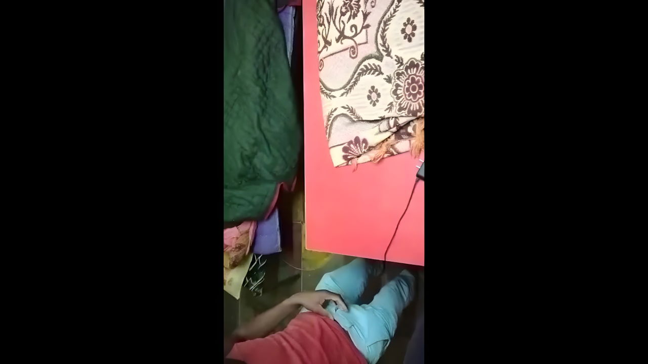 young lovers ki ghr mein chudai