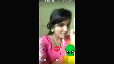 vc mein bhabhi ne chcuhe dikhayi