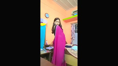 Desi Cute Shy Girl In Saree Showing Boobs By Removing Blouse