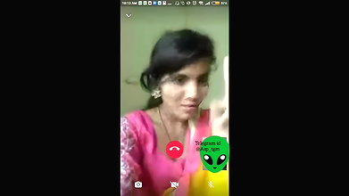 Tamil Bhabhi Showing To Lover On Video Call