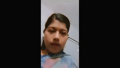 Chubby Girlfriend Showing