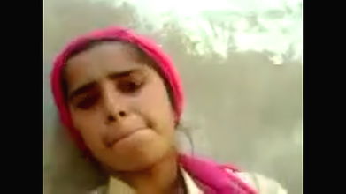 bhabhi ne chut mein khira ghusayi