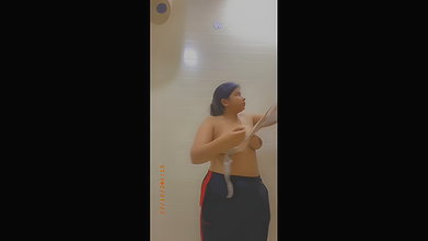 Beautiful Chubby Girl Showing Boobs