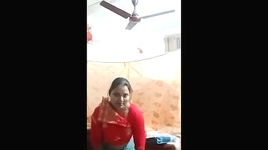 chubby dehati bahbhi nude show